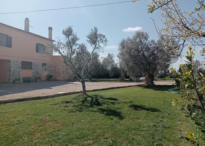 Villa In Campagna Tra Natura E Verde